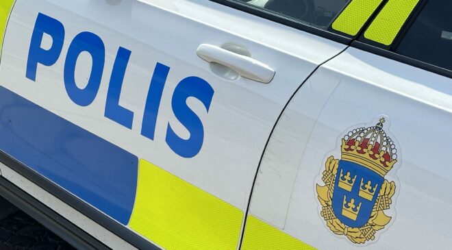 Egy ukrán férfi autóval próbált behatolni a stockholmi orosz nagykövetség területére