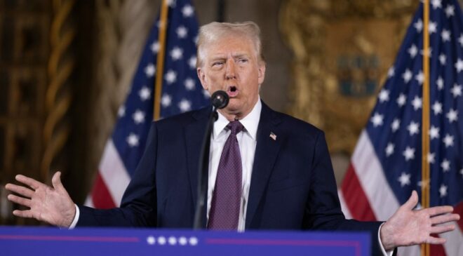 Trump nem zárta ki, hogy katonai lépésekkel szerezné meg Grönlandot és a Panama-csatornát