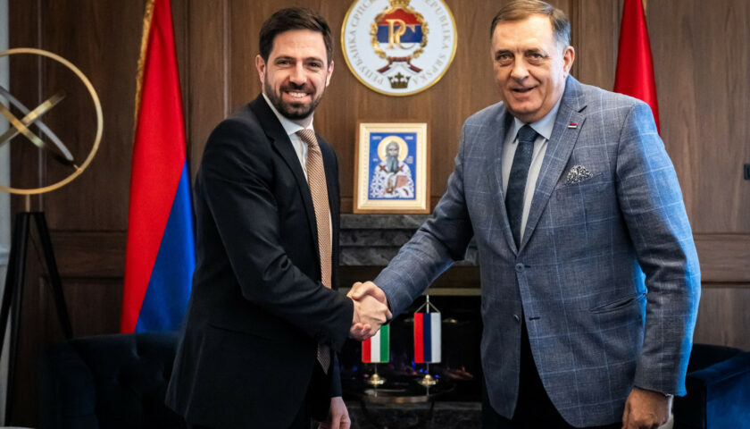 A magyar külügyi államtitkár gépe volt, amit nem engedtek leszállni Boszniában A magyar külügyi államtitkár gépe volt, amit nem engedtek leszállni Boszniában