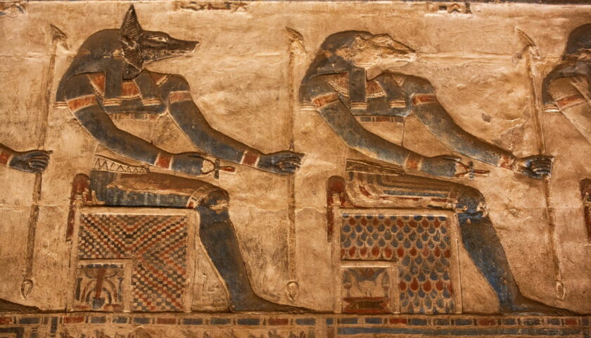 Idegen lényt ábrázolnak az egyik keresztény templomban, az ősi Egyiptomnak is köze lehet hozzá Idegen lényt ábrázolnak az egyik keresztény templomban, az ősi Egyiptomnak is köze lehet hozzá