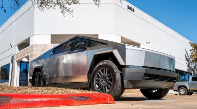 Szinte az összes Cybertruckot visszahívja a Tesla