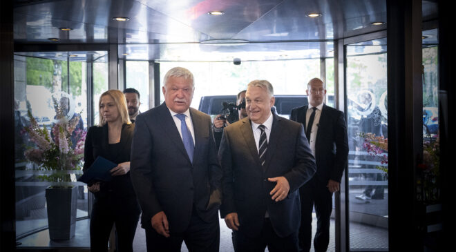 Csányi Sándor leköszönő OTP-vezér 489 milliárd forintot tolt már át a családi alapítványba