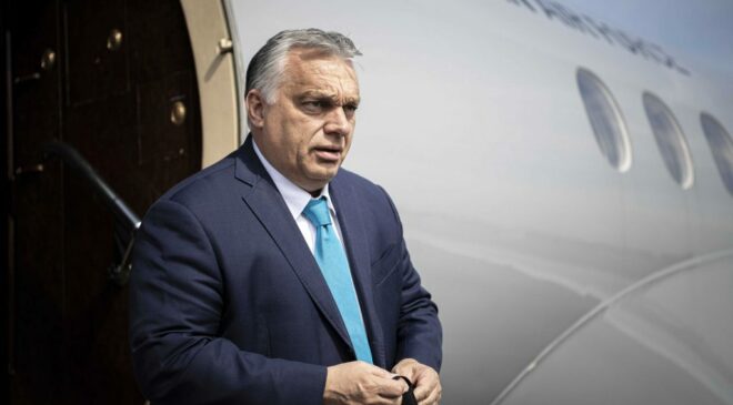 Orbán Viktor kis stábbal, de nagy repülővel ment titkos útjára Szaúd-Arábiába