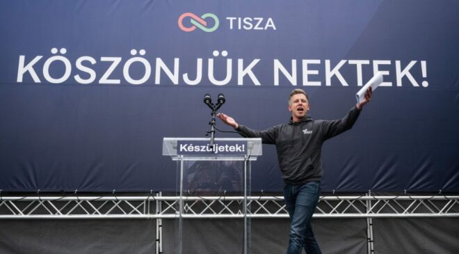 Felmérték Magyar Péter különutas stratégiáját