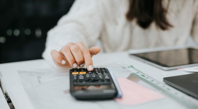 Fontos kérdést tisztázott a NAV az szja-mentes anyák nyugdíjáról és tb-jéről