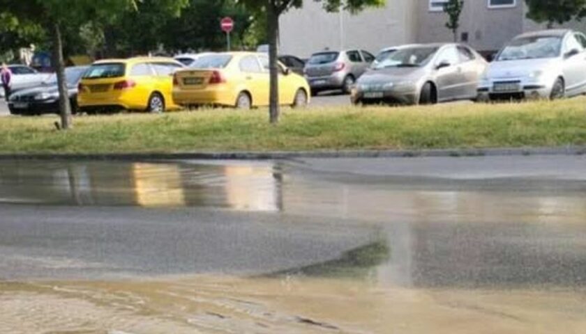 Hét helyen volt egyszerre csőtörés Dunakeszin Hét helyen volt egyszerre csőtörés Dunakeszin