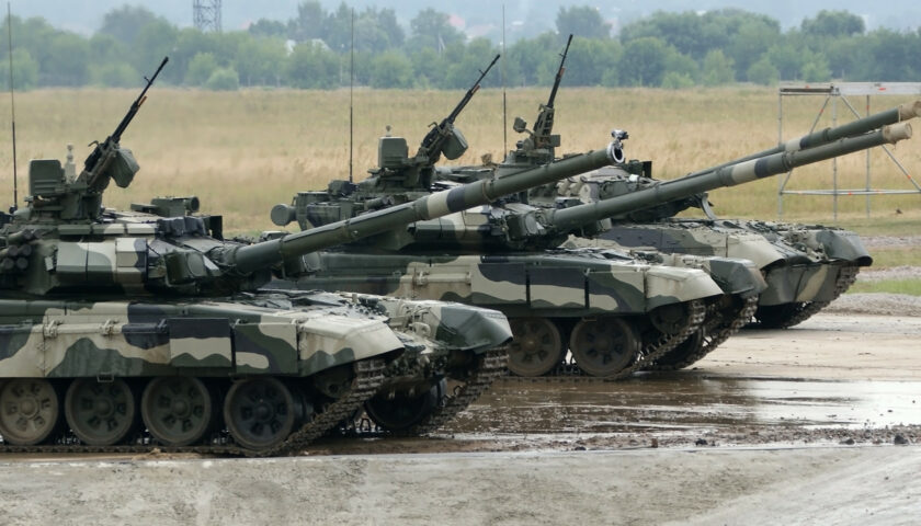 Kongatja a vészharangot a NATO egyik legerősebb hatalma: küszöbön áll Oroszország támadása Kongatja a vészharangot a NATO egyik legerősebb hatalma: küszöbön áll Oroszország támadása