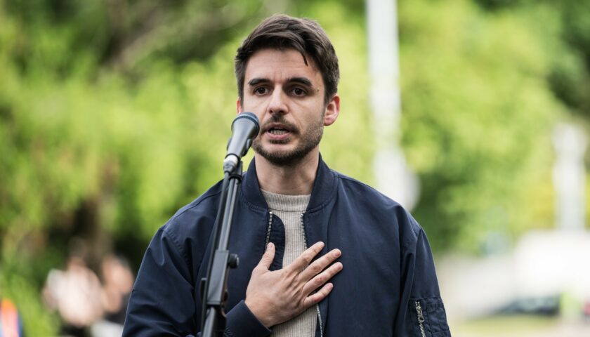 Momentum-elnök: A Párbeszéd is azzal segíti a rendszerváltást, ha nem indul jövőre Momentum-elnök: A Párbeszéd is azzal segíti a rendszerváltást, ha nem indul jövőre