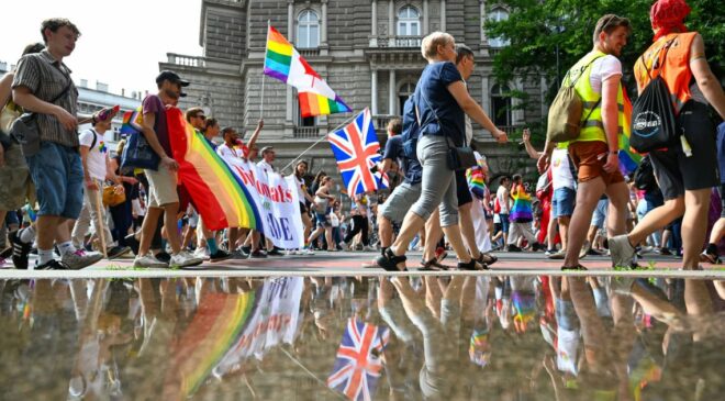 Nem a Pride-t tiltottak be a rendőrség, hanem egy korábban engedélyezett tüntetést, ezért a szervezők a Kúriához fordulnak