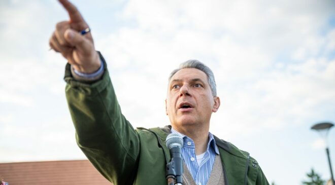Lázár János elszomorította a fideszes polgármestert, aki a nyilvánossághoz fordult