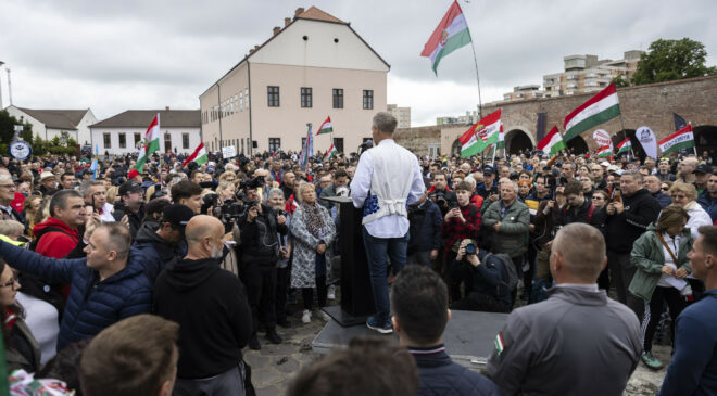 Magyar Azahriah posztjáról: Soha nem más pártok szavazóival van a probléma
